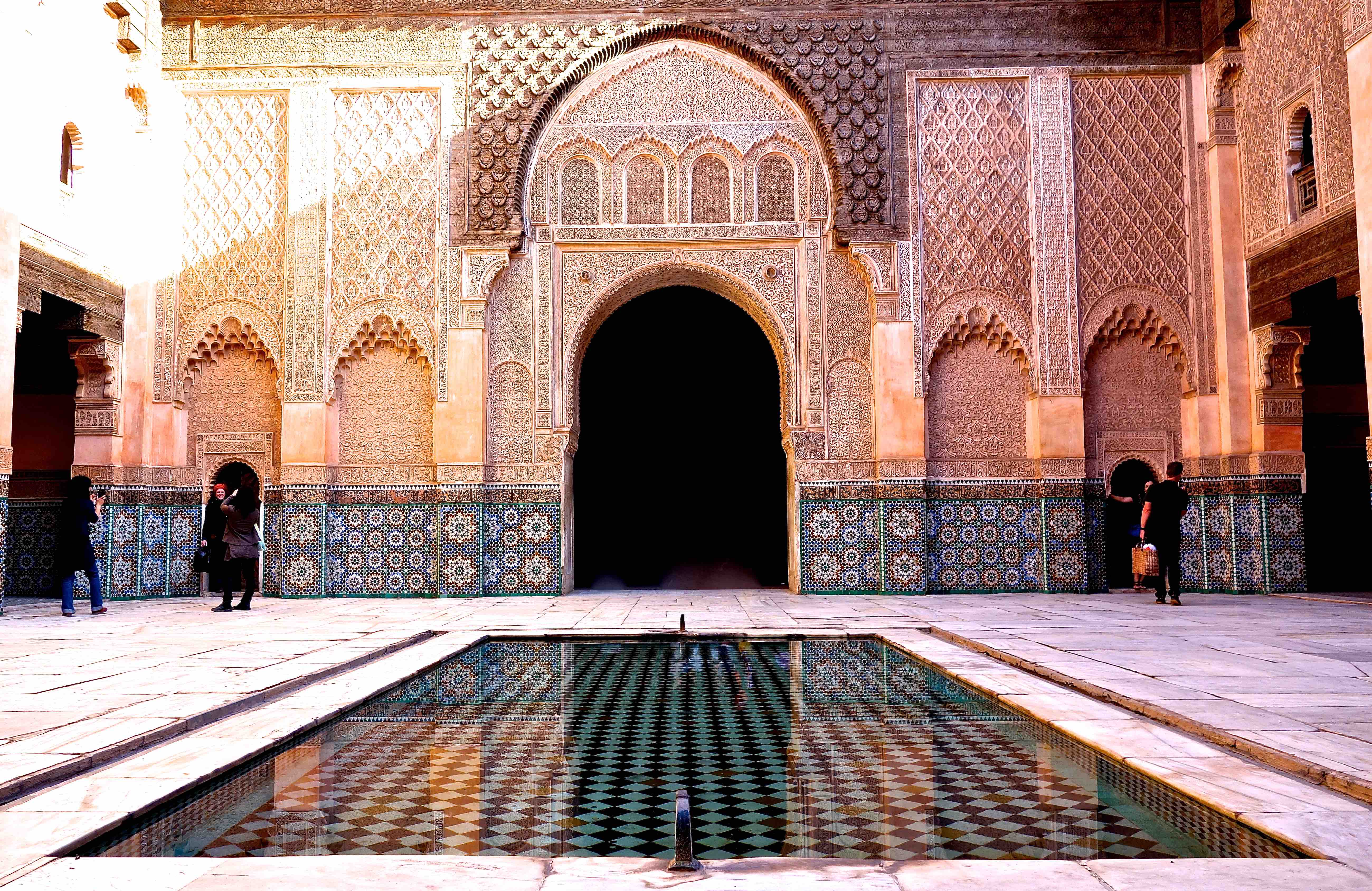 Marrakech e Fes, Città Imperiali del Marocco a confronto